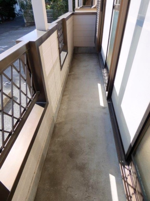 バルコニー　図面と現状に相違がある場合には現状を優先．．．