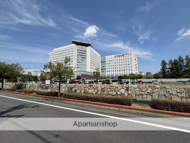 病院　日本赤十字社愛知医療センター名古屋第一病院（病院）まで398m