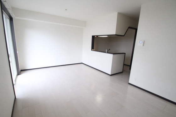 居室・リビング　※別部屋の写真です