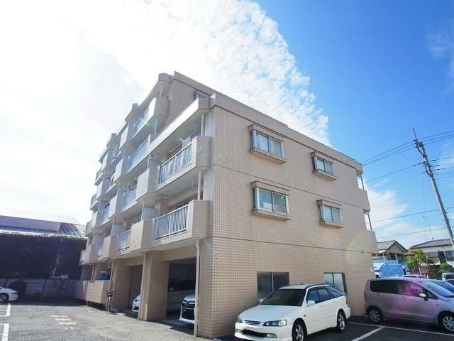建物外観　♪重厚感ある建物ですね！♪