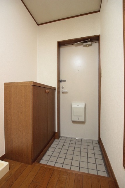 玄関　別号室写真です。
