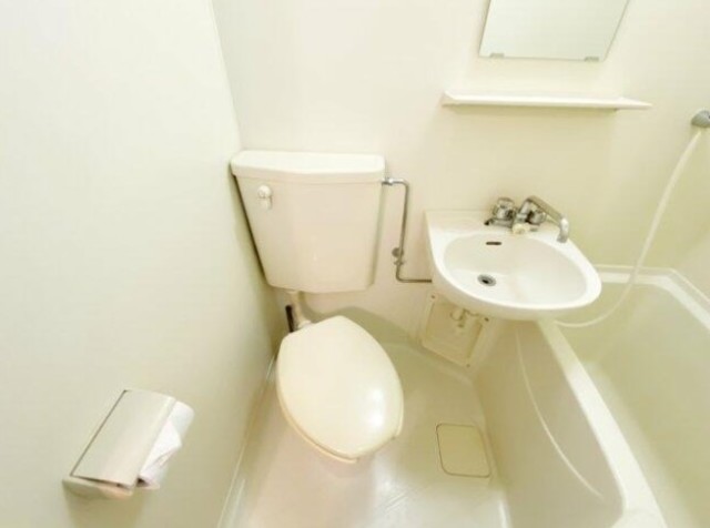 トイレ　別部屋同仕様タイプ