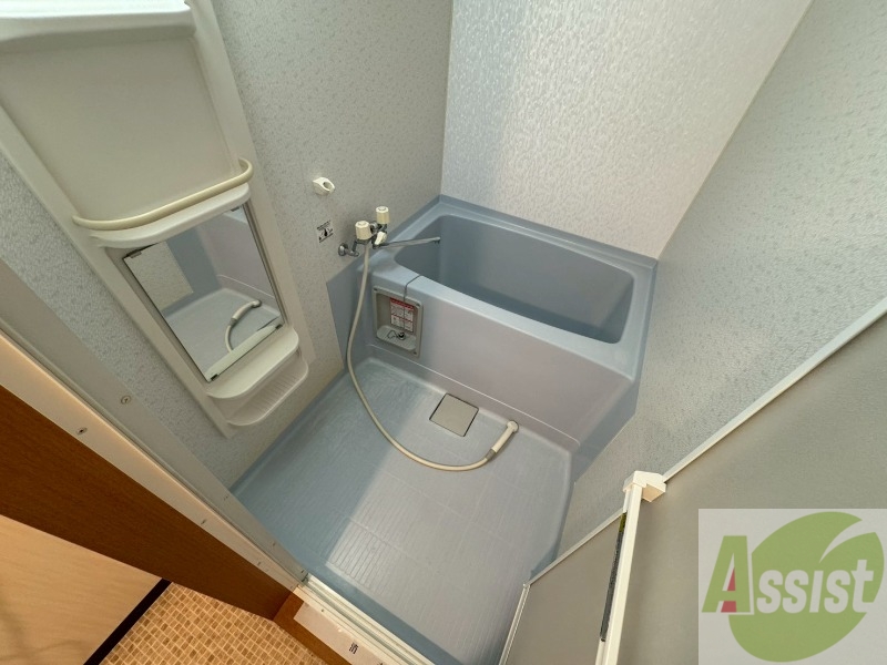 バス・シャワールーム　ユニットバスです。疲れを癒すのに欠かせませんね！