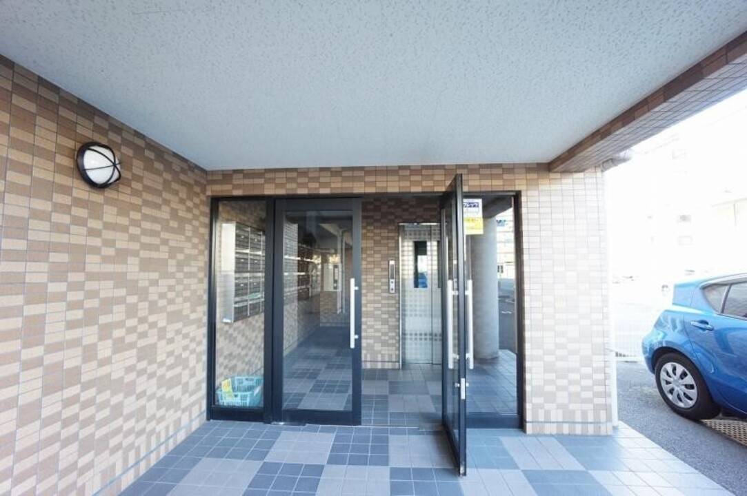 駐車場　駐輪場