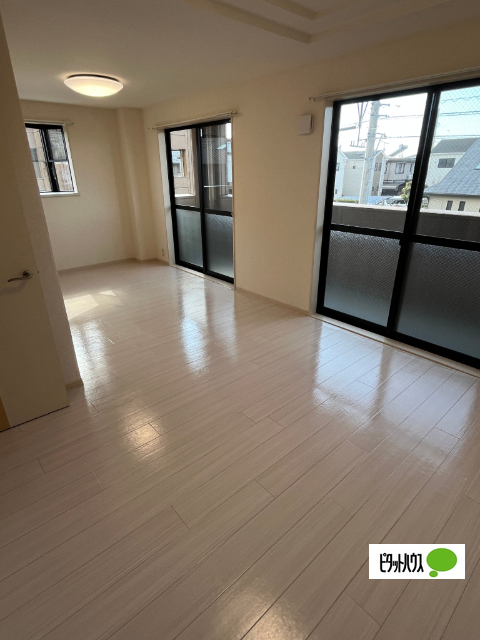 居室・リビング　リビング