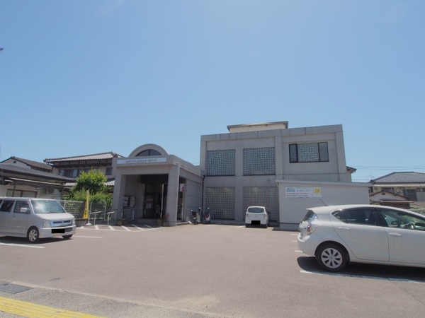 銀行　九州ひぜん信用金庫嬉野支店（銀行）まで731m