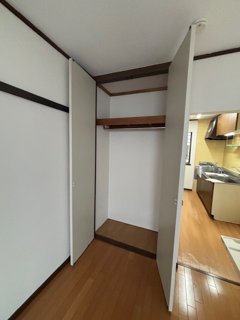 収納　※別号室の参考写真となります。