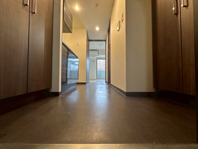 玄関　詳細は、RISUMO江坂本店までお問合せください♪