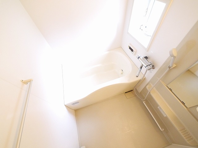 バス・シャワールーム　日々の暮らしに欠かせないお風呂です