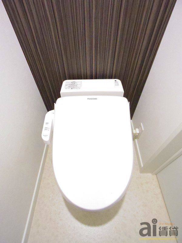 トイレ　※同仕様写真です