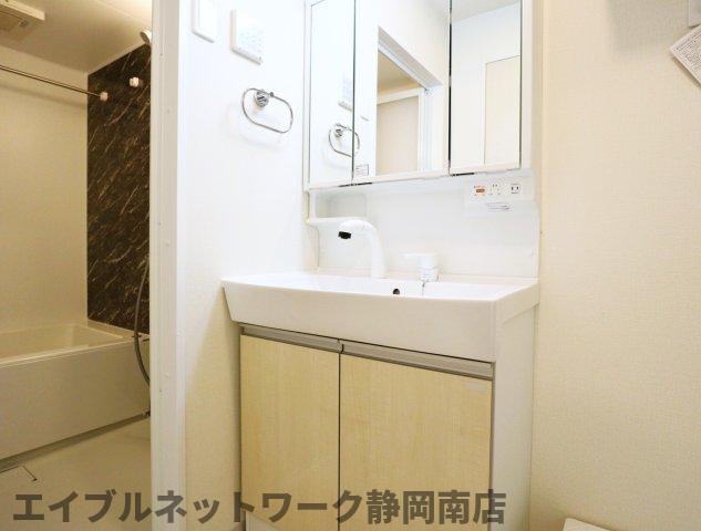 洗面設備　洗面所です