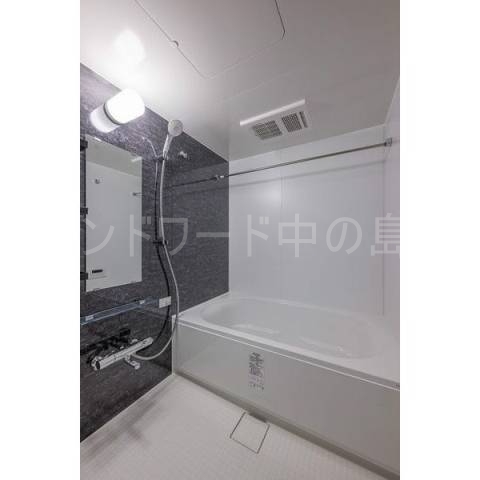 バス・シャワールーム　詳細は、ウィンドワード中の島までご相談下さい。