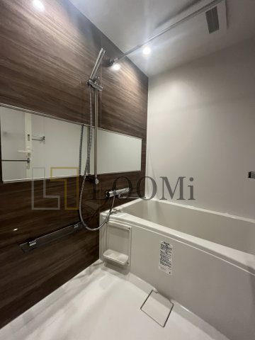 バス・シャワールーム　ブエナビスタ難波サウス　バスルーム