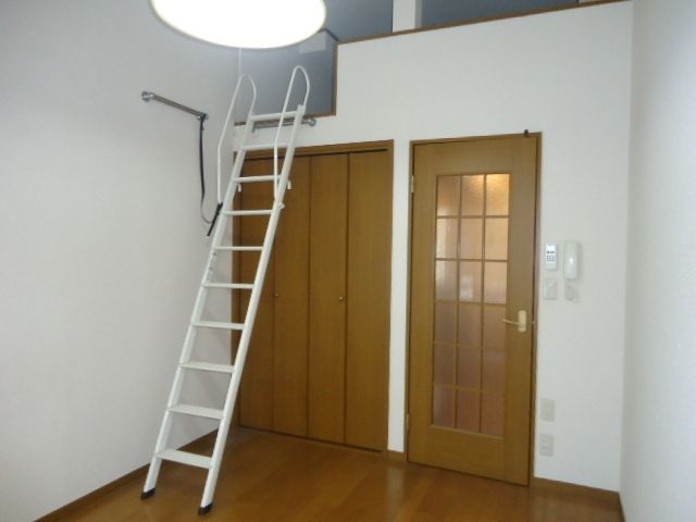 居室・リビング　★★★★居室★★★★