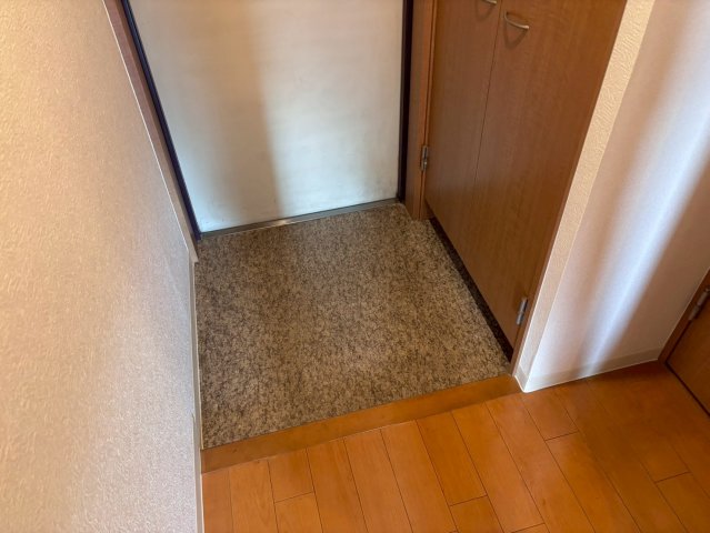 玄関　セントルピナス