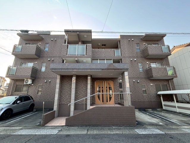 建物外観　セントルピナス