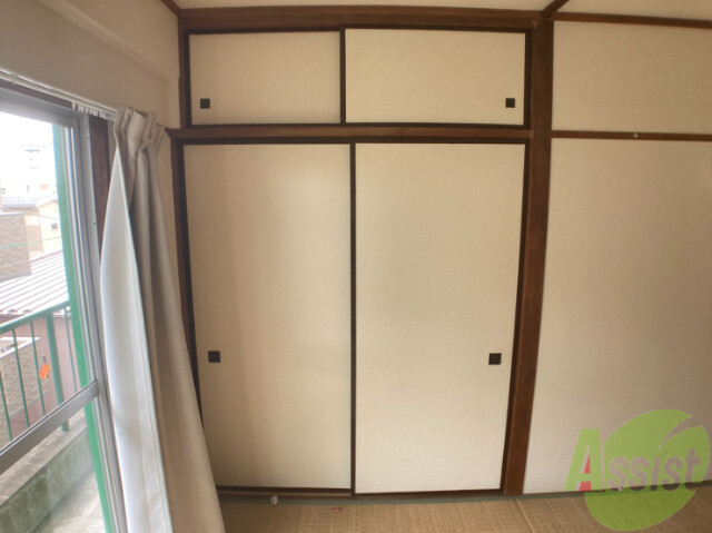 収納　こちらは収納です。中はどうなっているのでしょう。