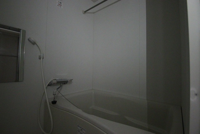 バス・シャワールーム　※別室の参考写真の為、現況優先です。