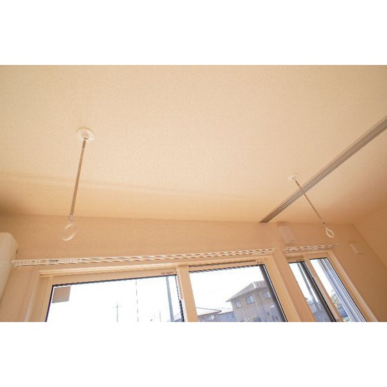 その他設備　室内物干し