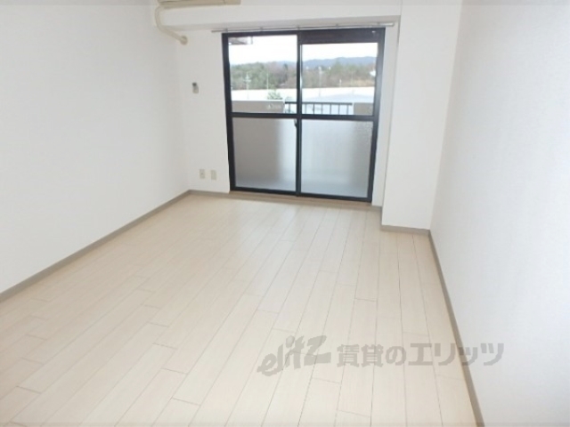 居室・リビング　居室