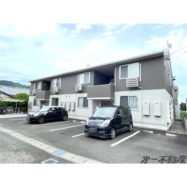 エントランス　建物外観