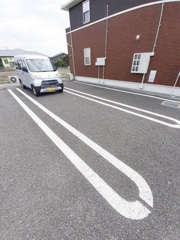 駐車場　カースペースがあります
