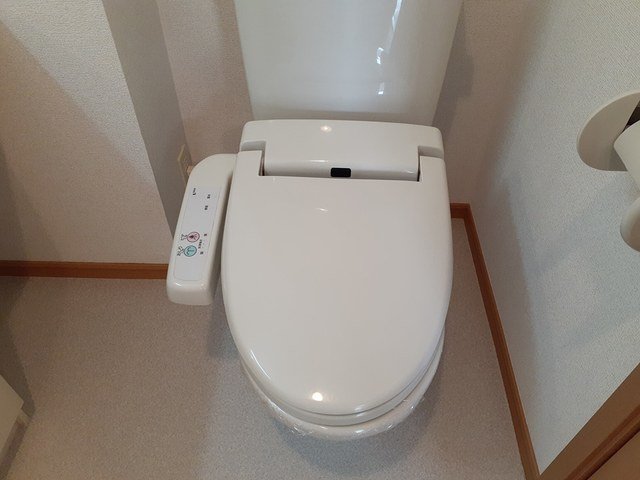 トイレ　ゆったりとした空間のトイレです