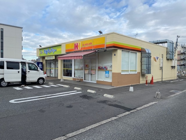 スーパー　ライフ長居店（スーパー）まで854m