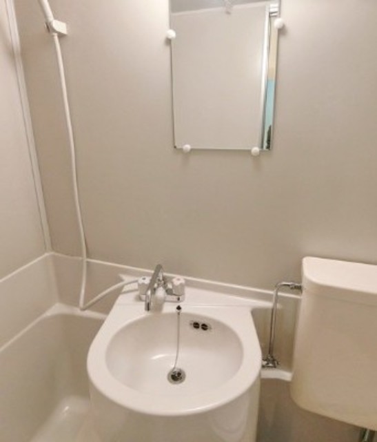 洗面設備　他部屋参考。