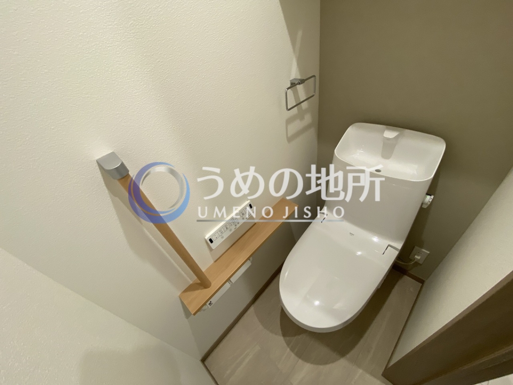 トイレ　トイレ