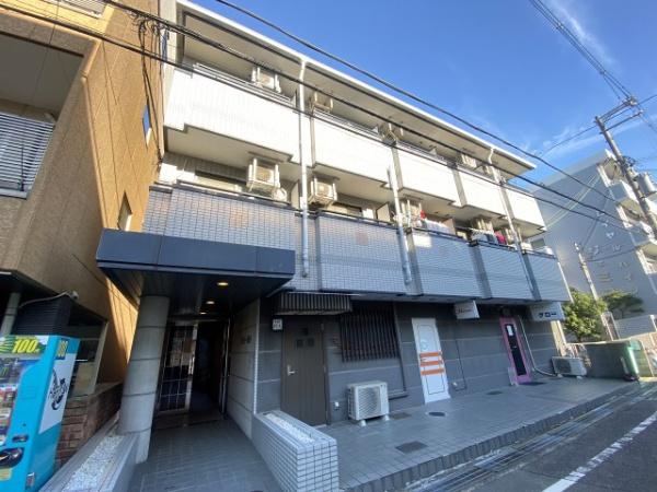 建物外観　駅近！