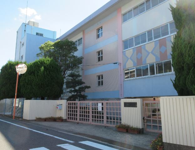 中学校　池田市立渋谷中学校（中学校）まで1109m