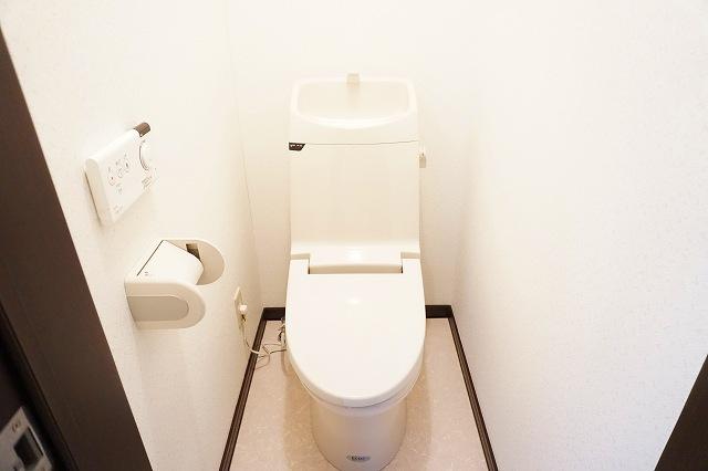 トイレ　トイレ