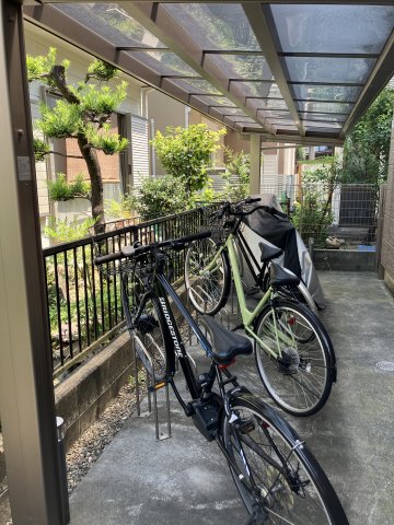 その他設備　駐輪場完備！