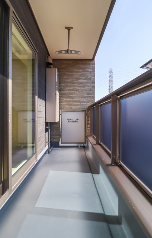 バルコニー　図面と現状に相違がある場合には現状を優先