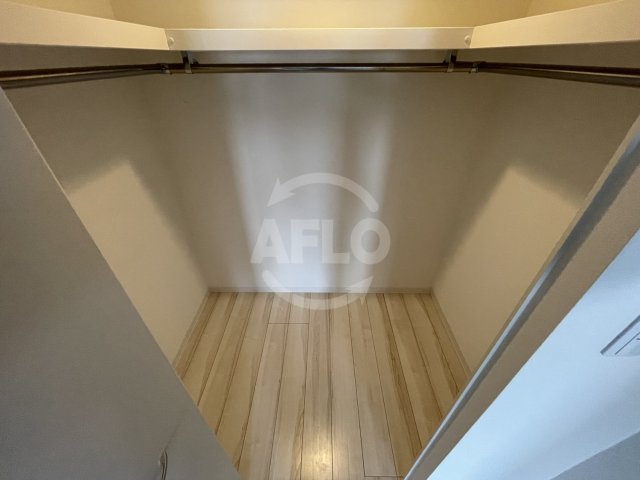 収納　プラシード新町　ウォークインクローゼット