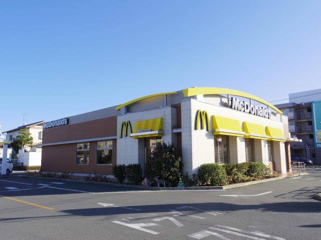 飲食店　マクドナルド小豆餅店（飲食店）まで661m