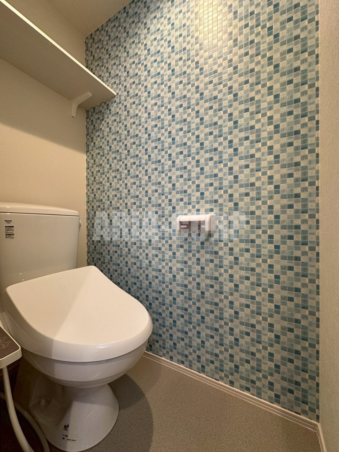 トイレ　温水洗浄便座付きのお手洗い！