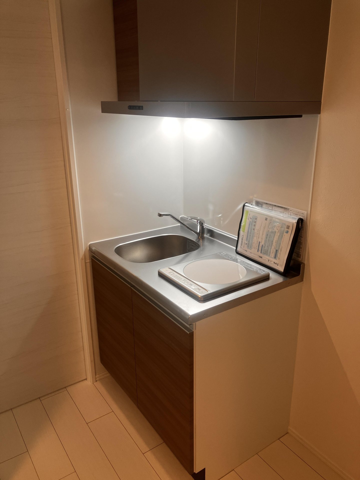 キッチン　※別部屋参考写真となります。