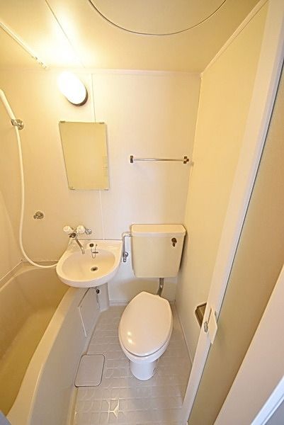 トイレ　★３点式ユニットバス★