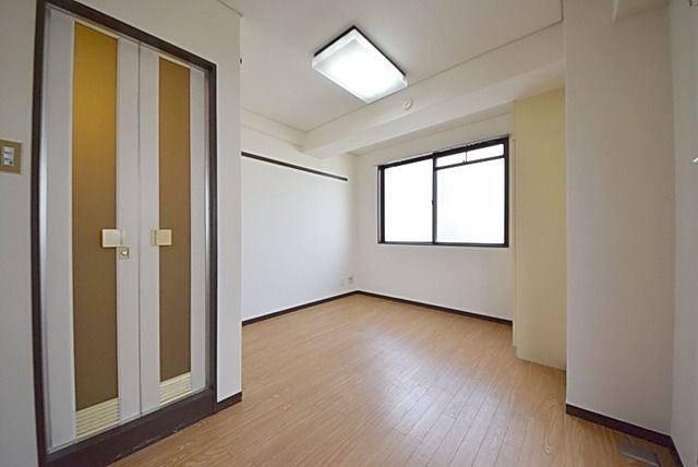 居室・リビング　★明るいお部屋★