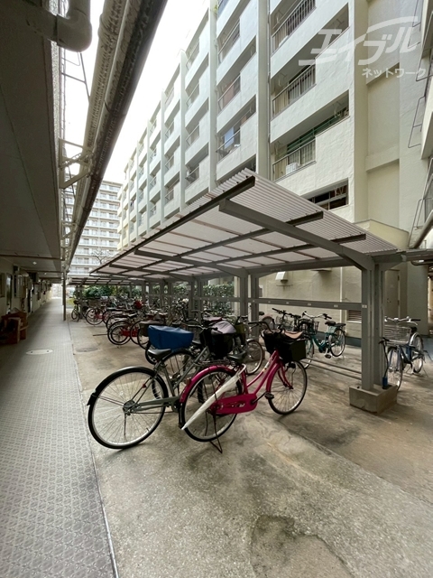 駐車場　駐輪場