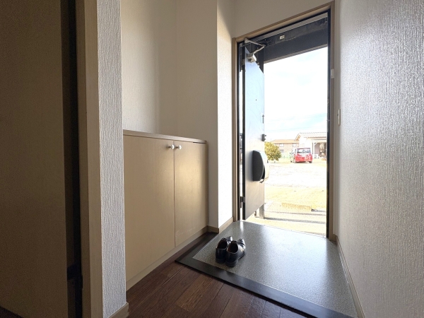 サンハイツ30 G棟の玄関写真