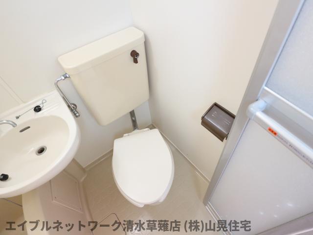 トイレ　トイレもきれいです