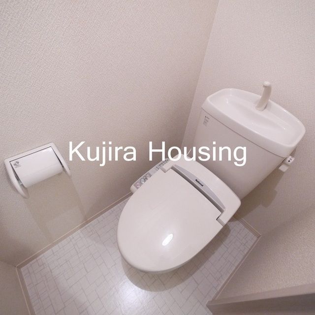 トイレ　★温水洗浄便座です★