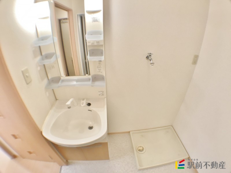 洗面設備　同建物別部屋写真