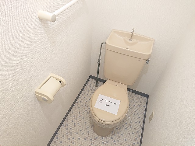 トイレ　WC