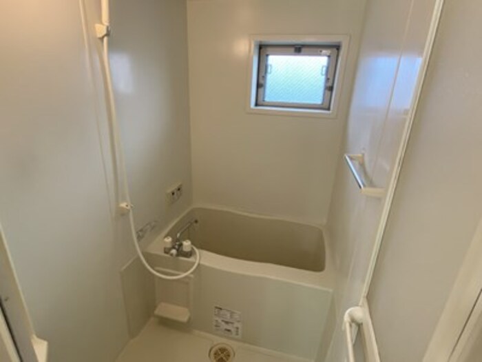 バス・シャワールーム　【メゾンセレナ】202 浴室