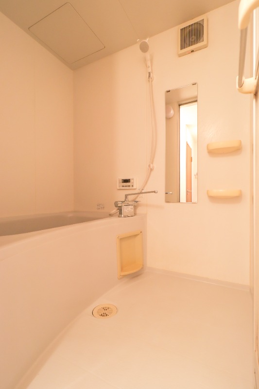 バス・シャワールーム　図面と現状に相違がある場合には現状を優先