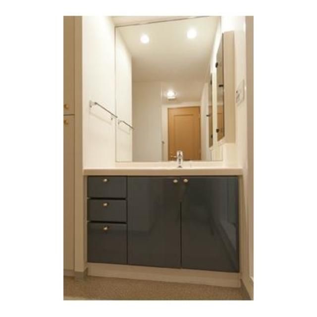 洗面設備　※写真は同タイプ住戸